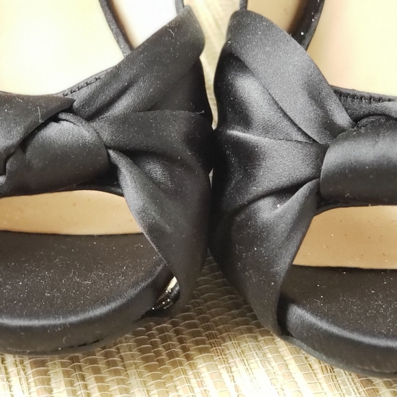 Bebe Heels Peep Toe - Picture 3 of 6